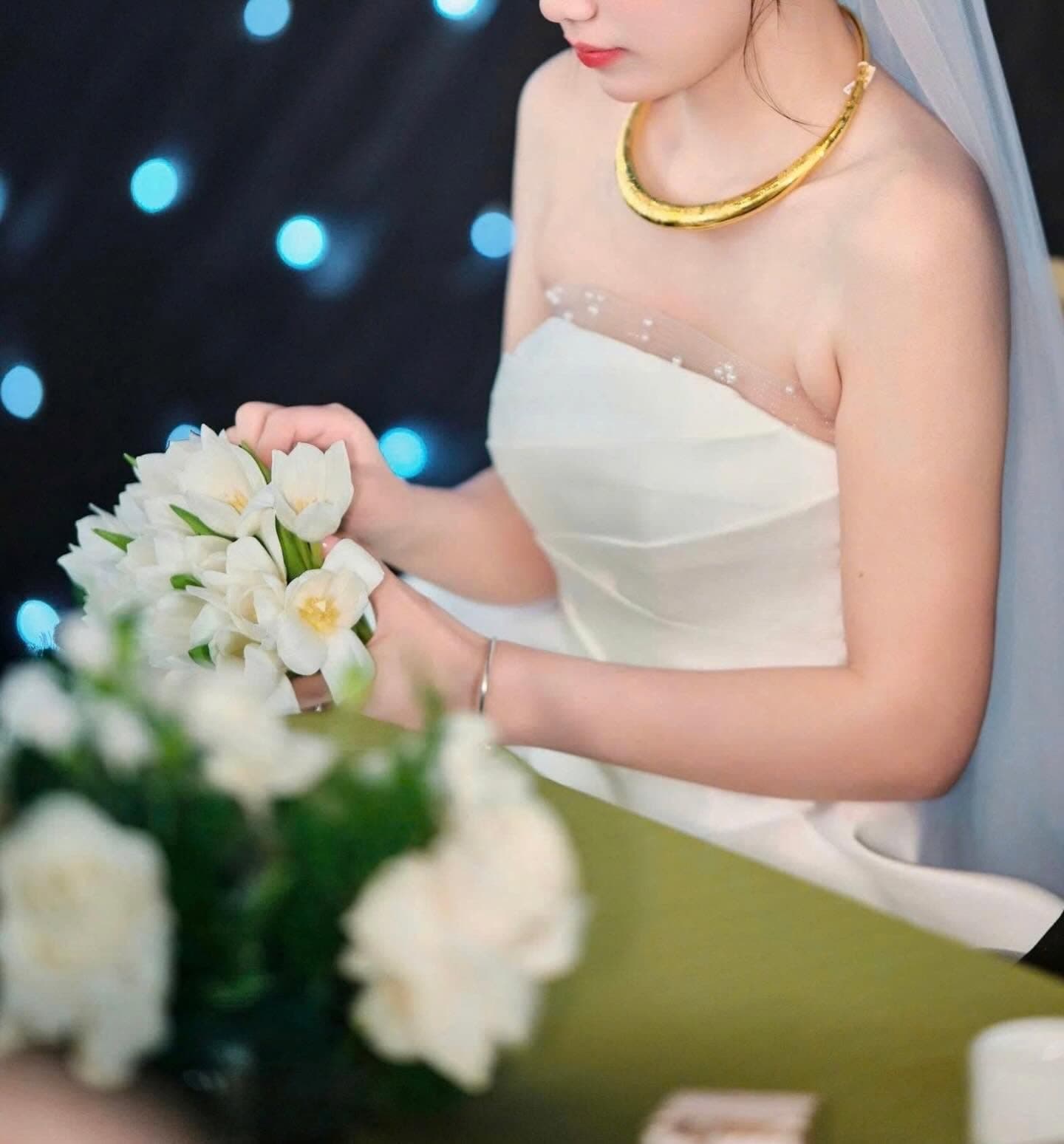 Hoa cưới 12
